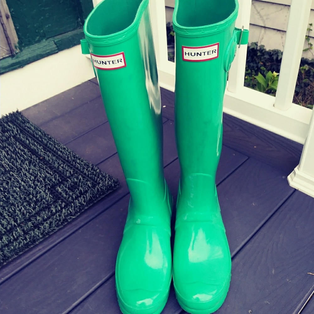 GREEN HUNTER RAIN BOOTS !! SIZE 10